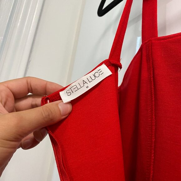 ✴️🏷️2/$12- Strap Red Dress with Wood Buttons - Size M - Picture 5 of 5